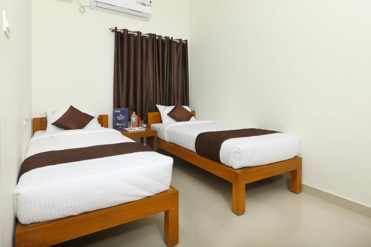 Oyo 10543 Maks Chennai